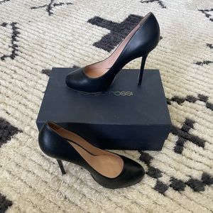 Sergio Rossi Barbie Pumps/Heels 39.5 Black Buttero Leather